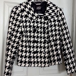 White House Black Size 6 Houndstooth cropped coat/jacket
